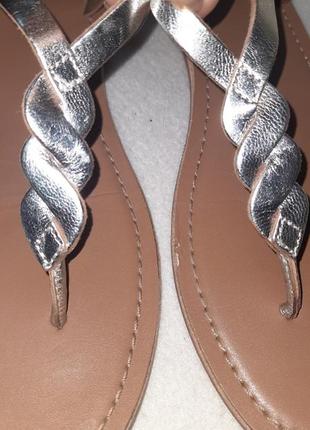 Кожанные сандали new look p.41 индия — цена 365 грн в каталоге Сандали ✓  Купить женские вещи по доступной цене на Шафе | Украина #68732453