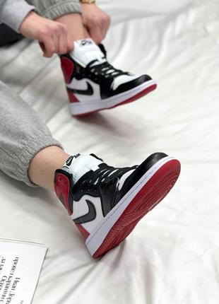 Мужские кроссовки nike air jordan 1 retro high red,найк аир джордан 1 ретро красный демисезон2 фото