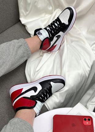 Мужские кроссовки nike air jordan 1 retro high red,найк аир джордан 1 ретро красный демисезон7 фото