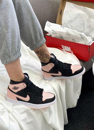 Женские кроссовки nike air jordan 1 retro high peach black,найк аир джордан 1 ретро персиковый с чёрным демисезон