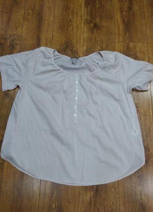 Батистовая блуза с перламутровыми пуговицами.1 фото