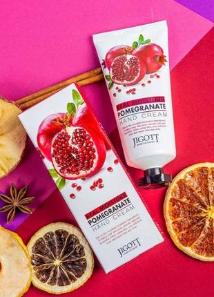 Крем для рук с экстрактом граната jigott real moisture pomegranate hand cream4 фото