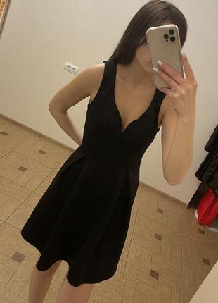 Черное платье forever21