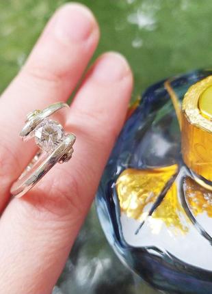 Винтажное кольцо с кристаллом2 фото