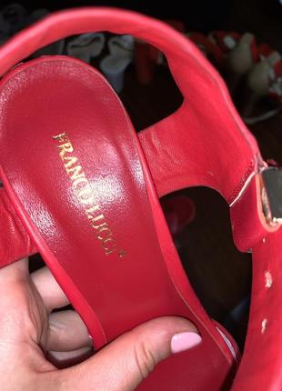 Босоножки красный на каблуках туфли на каблуке6 фото