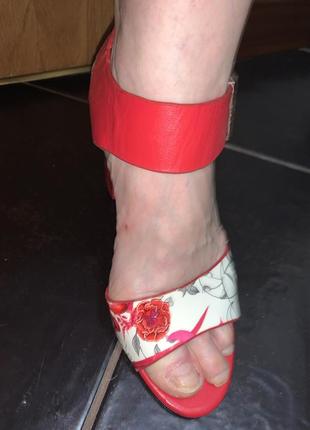 Босоножки красный на каблуках туфли на каблуке4 фото