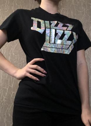 Футболка з логотипом рок-групи dizzy lizzy