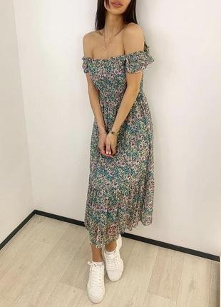 Дуже красиве легке плаття (sale)