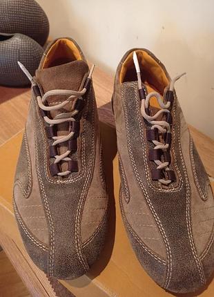 Кросівки туфлі