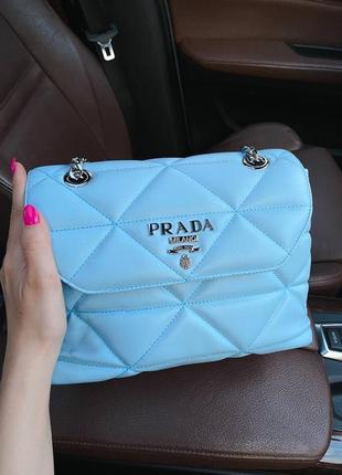 Женская кожаная сумочка клатч с цепью голубого цвета6 фото