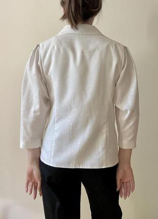 Актуальный белый жакет пиджак блейзер летний с объемными рукавами баф винтаж4 фото