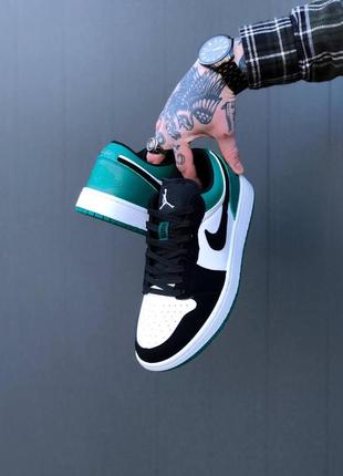 Мужские кроссовки nike air jordan 1 retro low white/black/green