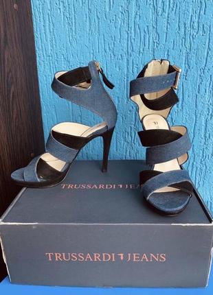 Босоножки, trussardi  размер 36. стелька- 23.5.