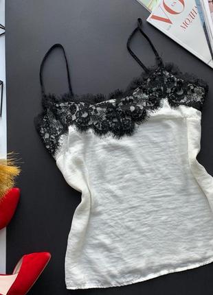 👚элегантная белая майка с кружевом в бельевом стиле/кружевная молочная майка на тонких бретельках👚