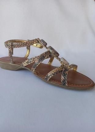 Сандалі 5