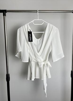 Белая нарядная блуза от boohoo3 фото