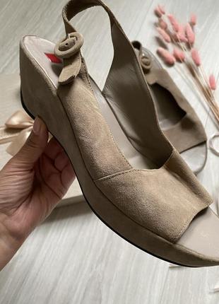 Шкіряні сандалі босоніжки hogl