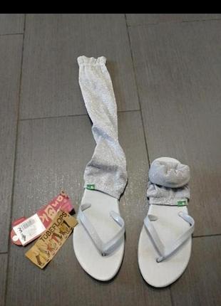 Sanuk вьетнамки