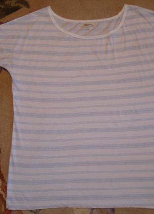 Симпатичная трендовая футболка из хлопка