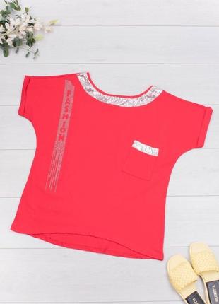 Стильна червона футболка з паєтками стразами великий розмір батал оверсайз