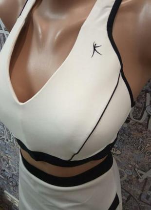 Классный спортивный комплект dandkin!2 фото