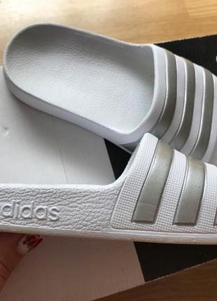 Шльопанці дитячі adidas