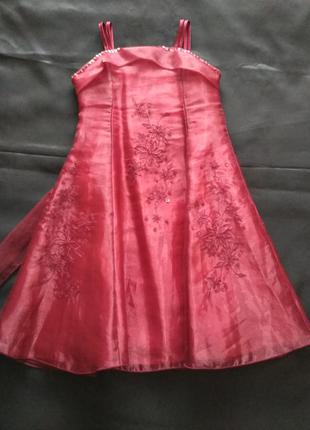 Карнавальний праздничный сарафан ,украшенный паетками и вышивкой фирмы ladybird