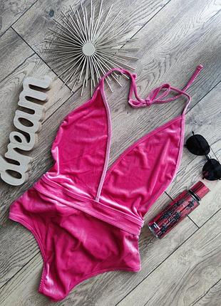 Ніжний велюровий купальник