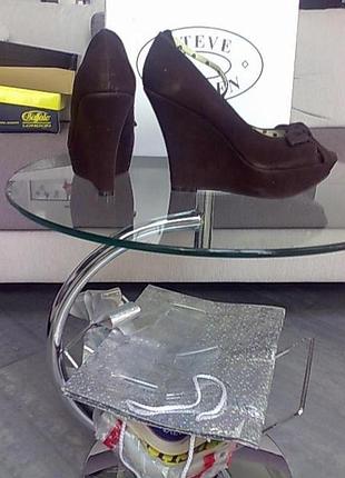 Туфли на танкетке с открытым мысом steve madden р 37.5