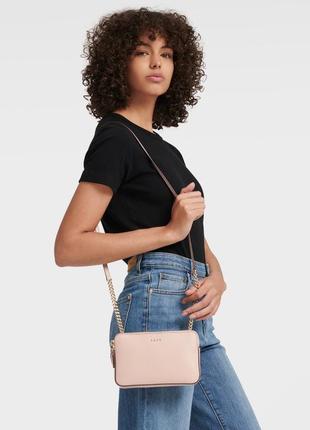 Сумка крос-боді шкіряна dkny gramercy double-zip crossbody leather r01e3h93 оригінал1 фото