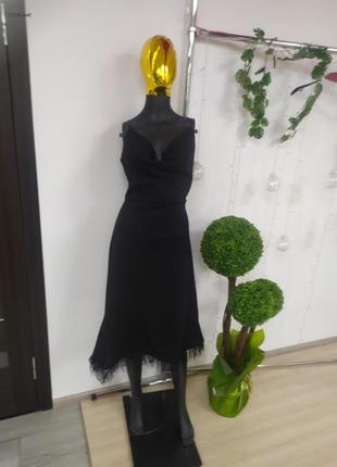 Элегантное платье с перьями2 фото