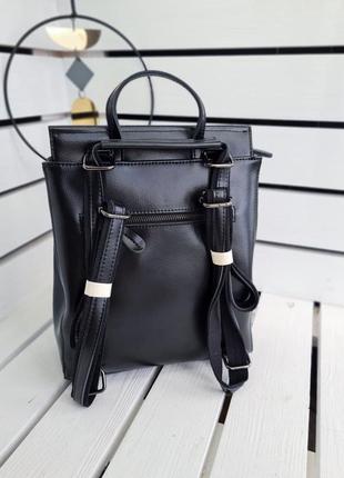 Женский черный рюкзак кожаный (натуральная кожа) с карманами на молнии с ручкой - женские рюкзаки4 фото