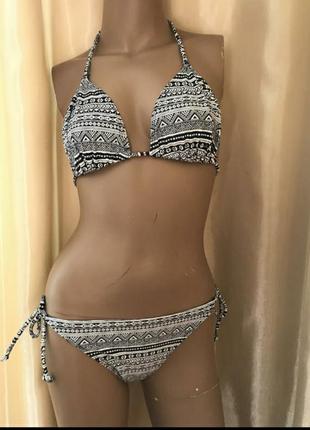 Стильний купальник