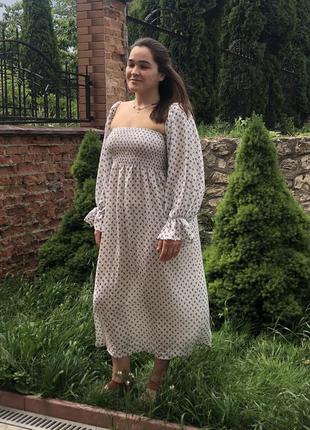 Платье с резинками