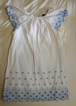 Сукня біле бавовна 100% з блакитною вишивкою