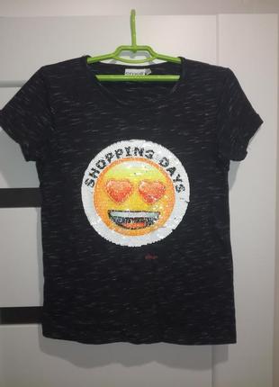 Футболка для дівчинки на 11-12 років.