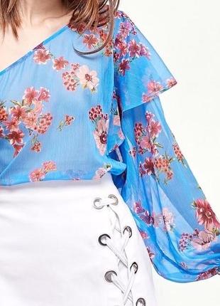 Блузка на одно плечо