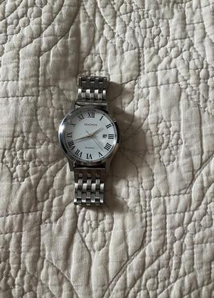 Годинник sekonda