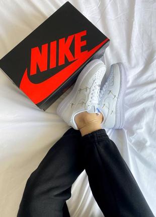 Жіночі кросівки nike air force 1 07 lx chrome swooshes white,кросівки найк аір форс 1 07 лх хром білий не висока платформа10 фото