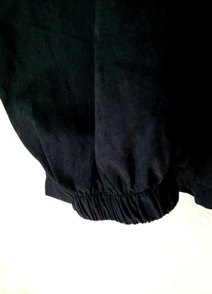 Нова чорна полегшена куртка з капюшоном shein7 фото