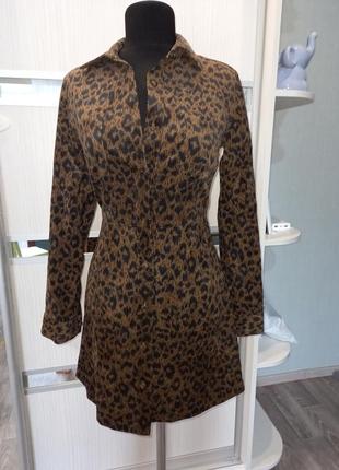 Вельветовое платье на пуговицах леопардовый принт