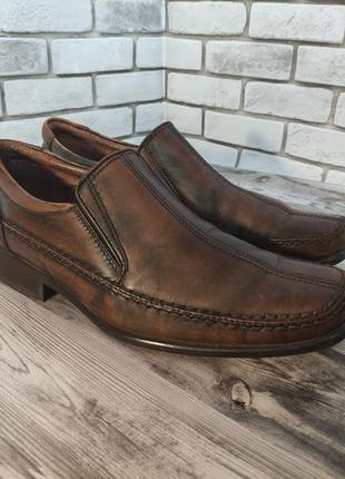 Кожаные туфли next