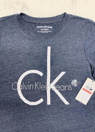 Calvin klein оригинал футболки3 фото