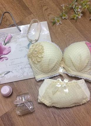 Комплект білизни