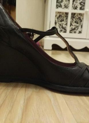 Bronx туфлі на танкетці