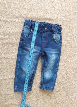 Фирменные джинсы-узкачи  12мес
