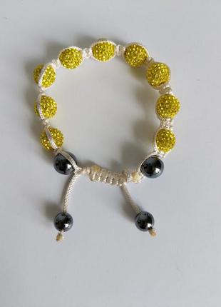 Яркий браслет шамбала, шары инкрустация камушками.