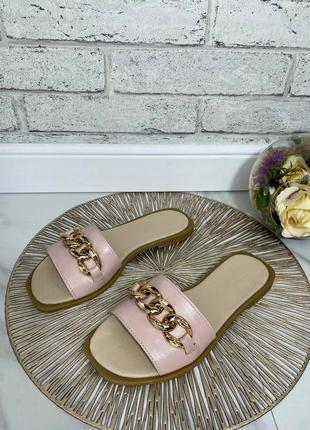 Шлёпанцы с цепями