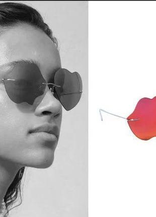 Легчайшие очки из титана от коллаборации giambattista valli x h&m в полном комплекте