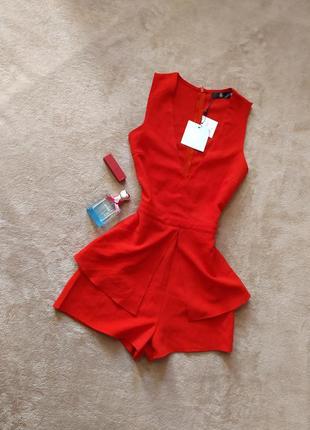 Червоний яскравий сексуальний ромпер комбінезон з баскою